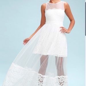 NWT Dorit White Lace Maxi Dress